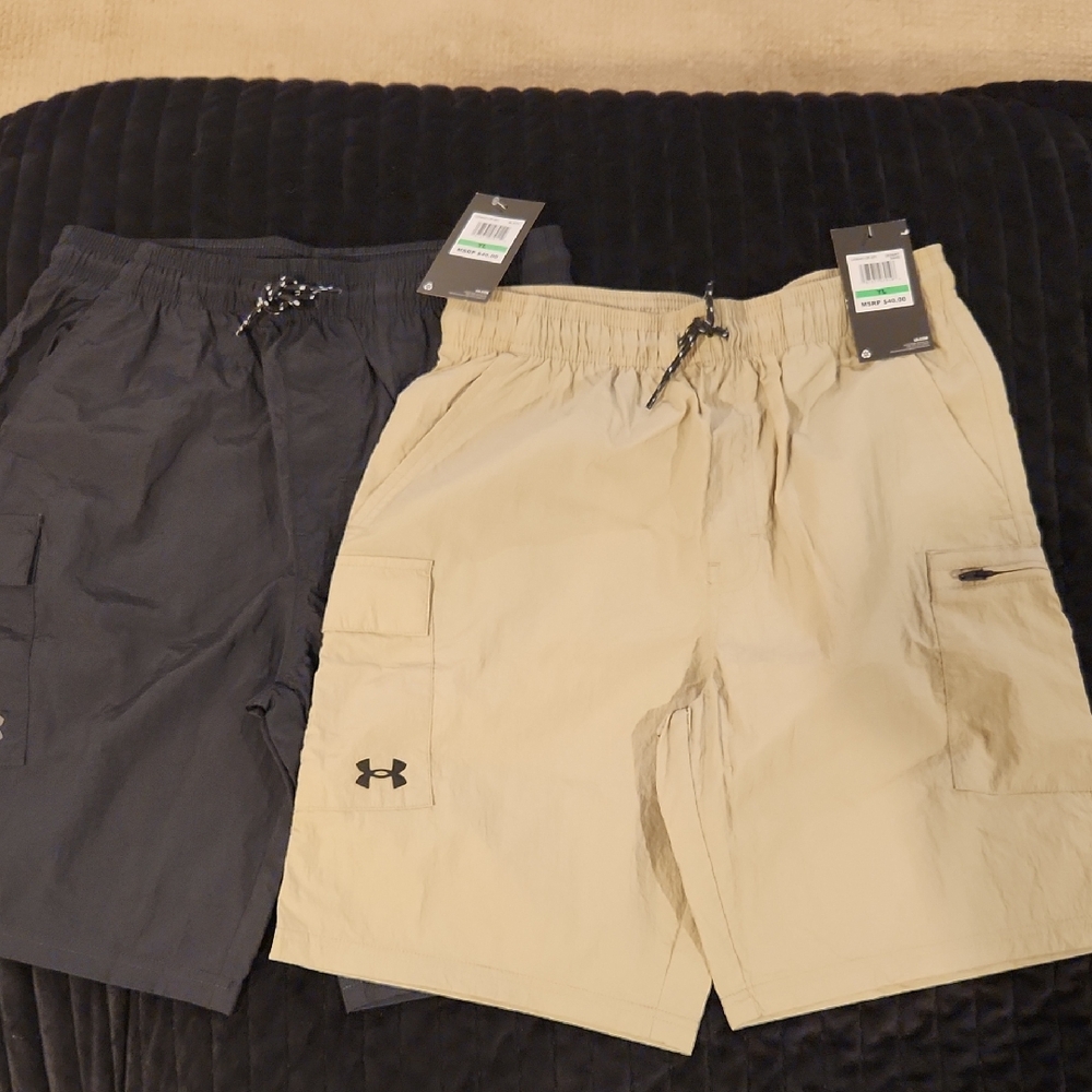 Under Armour Boys Black and Tan Cargo Shorts